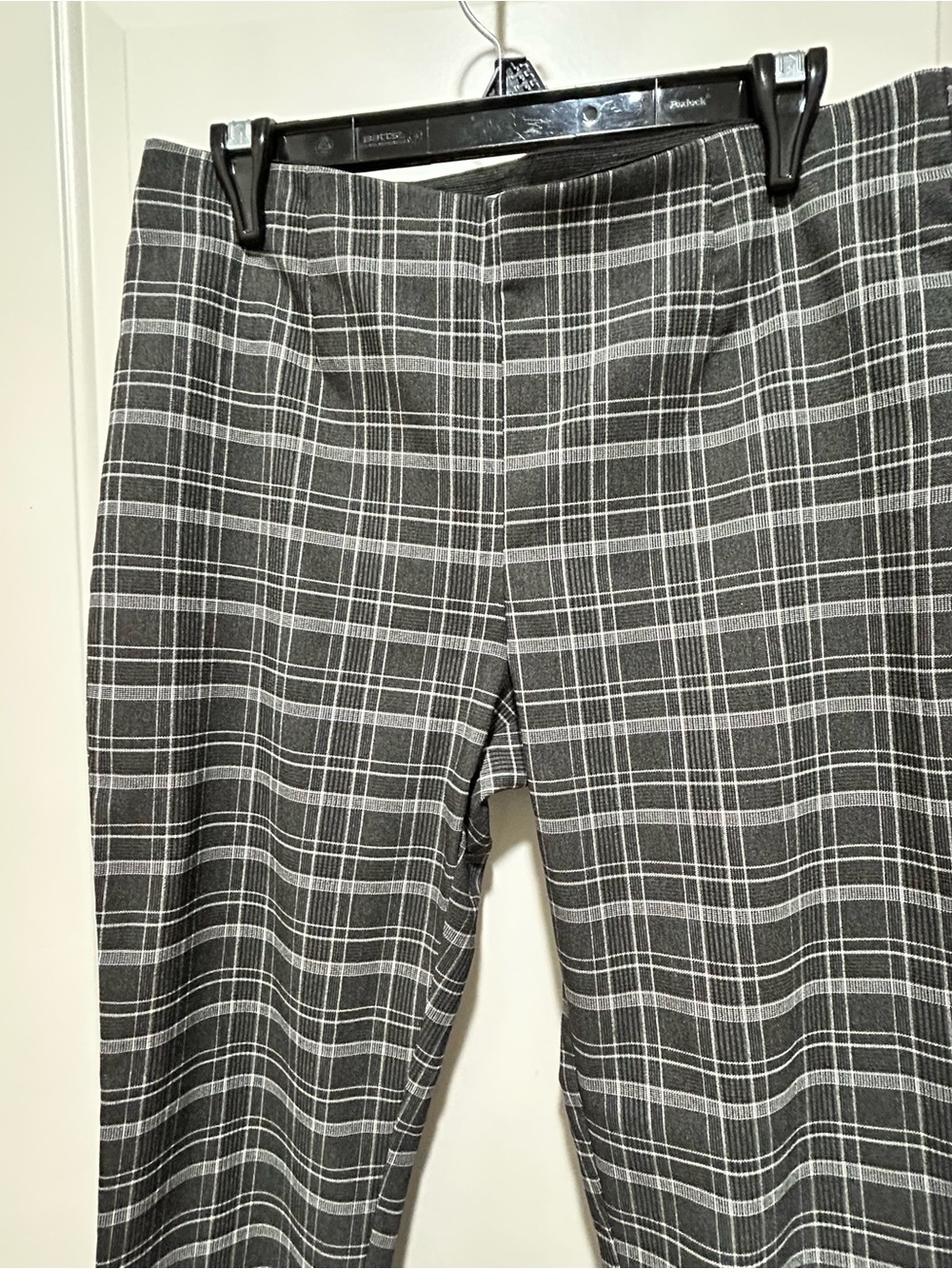 Calvin Klein Black&Gray Plaid Slim women’s size 10 Dress Pants LIKE NEW stretch - Picture 4 of 7